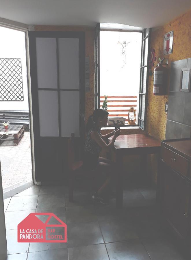 Hostel La Casa De Pandora & Cafe-Bar روزاريو المظهر الخارجي الصورة